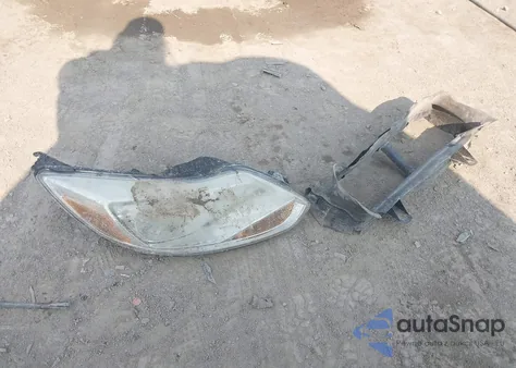 2014 Ford Focus Se from USA, damaged, VIN 1FADP3F2XEL174886